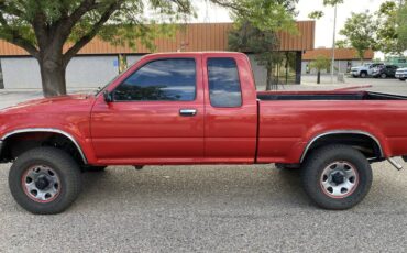 Toyota-pickup-1991-3