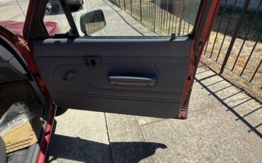 Toyota-pickup-1992-red-6