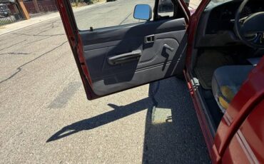 Toyota-pickup-1992-red-8