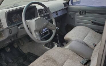 Toyota-pickup-4wd-1988-grey-6