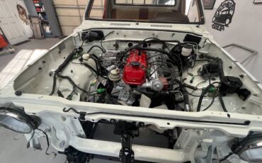 Toyota-pickup-4x4-1981-8