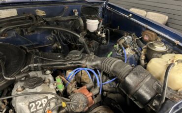 Toyota-pickup-4x4-1983-blue-15