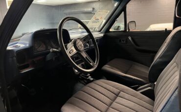 Toyota-pickup-4x4-1983-blue-5