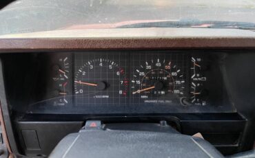 Toyota-pickup-4x4-1984-11