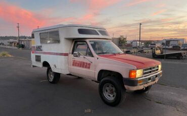 Toyota-pickup-4x4-1984-5