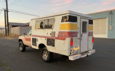 Toyota-pickup-4x4-1984-7