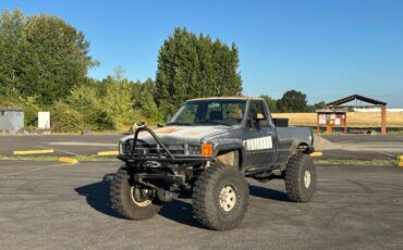 Toyota-pickup-4x4-1985
