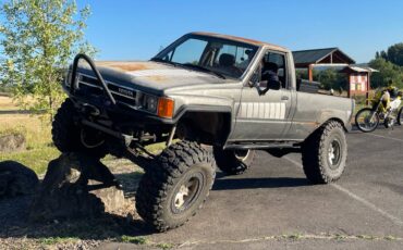 Toyota-pickup-4x4-1985-6