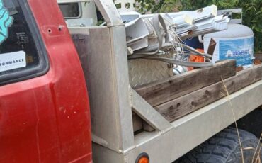 Toyota-pickup-4x4-1987-red-3