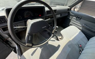 Toyota-pickup-4x4-1988-silver-6