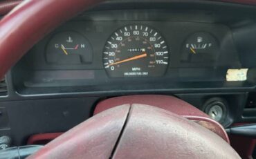 Toyota-pickup-4x4-1989-red-8