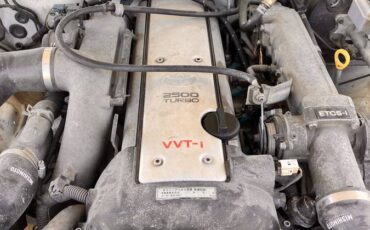 Toyota-pickup-4x4-1990-white-3
