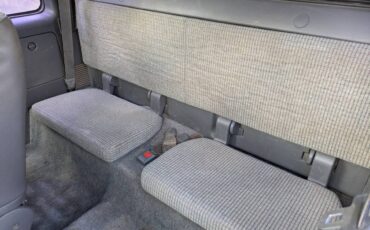 Toyota-pickup-4x4-1991-grey-5