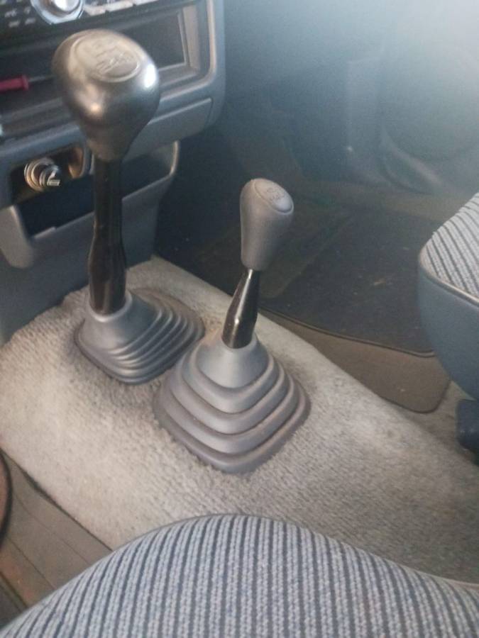 Toyota-pickup-4x4-1993-blue-8