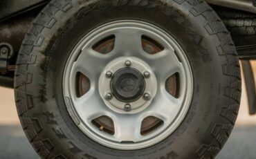 Toyota-pickup-4x4-1993-green-21