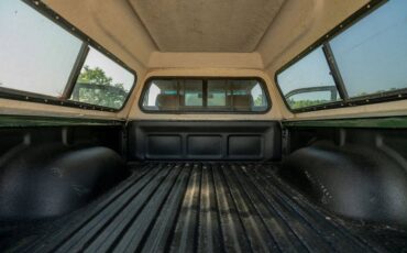 Toyota-pickup-4x4-1993-green-3