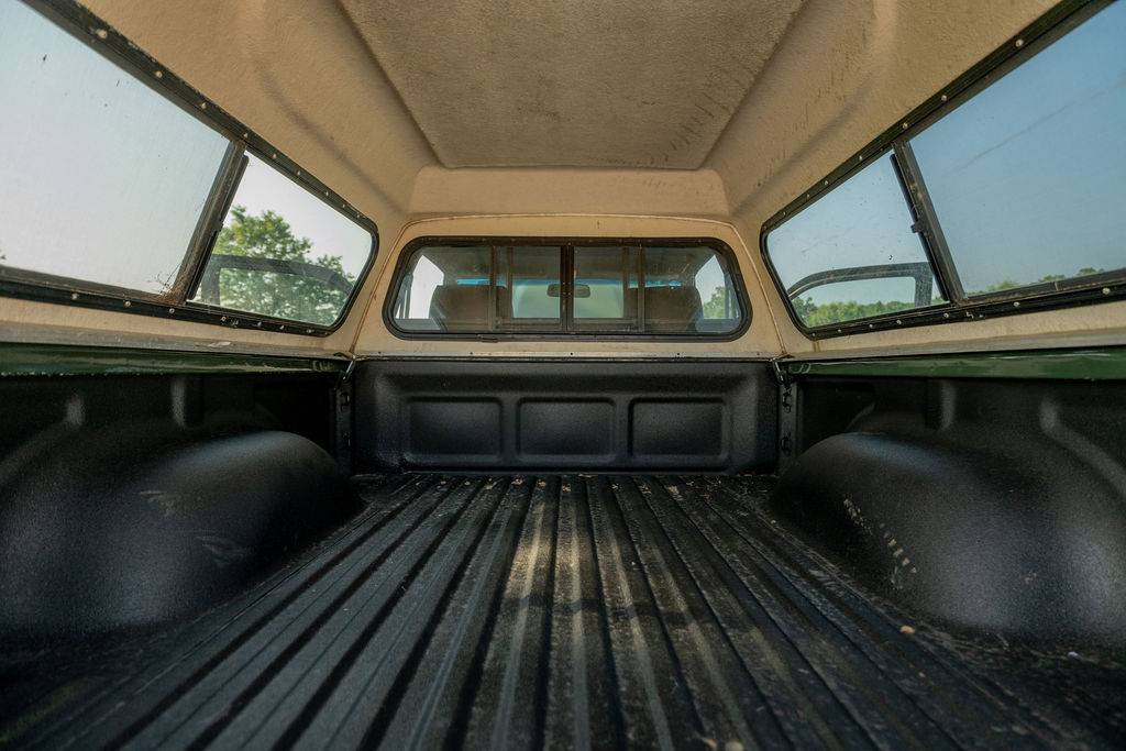 Toyota-pickup-4x4-1993-green-3
