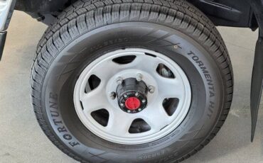 Toyota-pickup-deluxe-2dr-deluxe-1992-silver-8