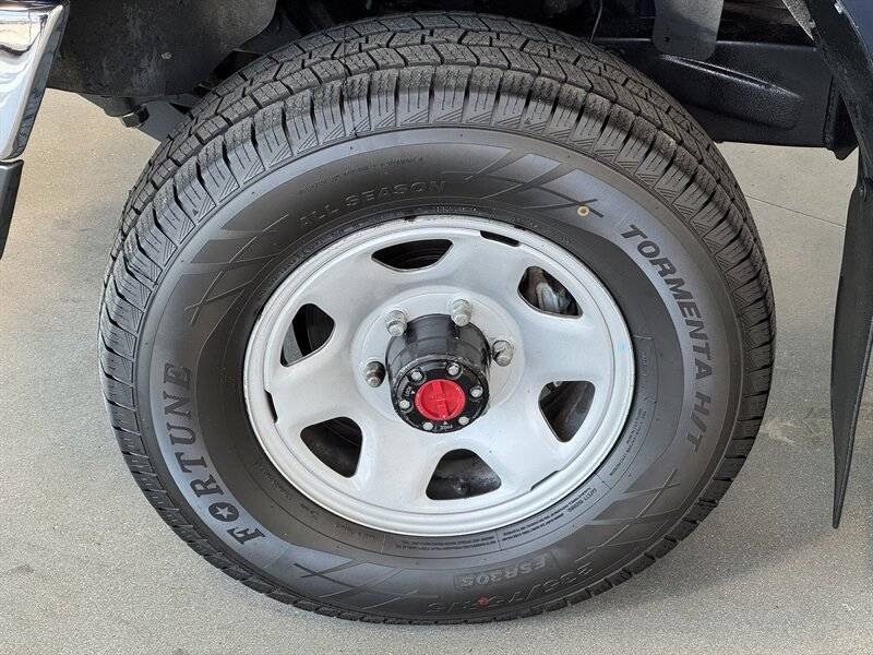 Toyota-pickup-deluxe-2dr-deluxe-1992-silver-8
