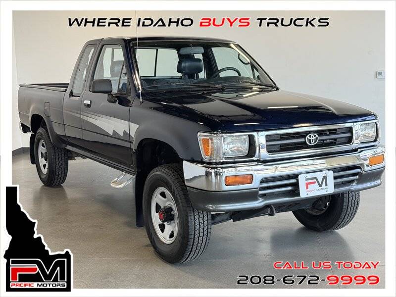 Toyota-pickup-deluxe-2dr-deluxe-1992-silver