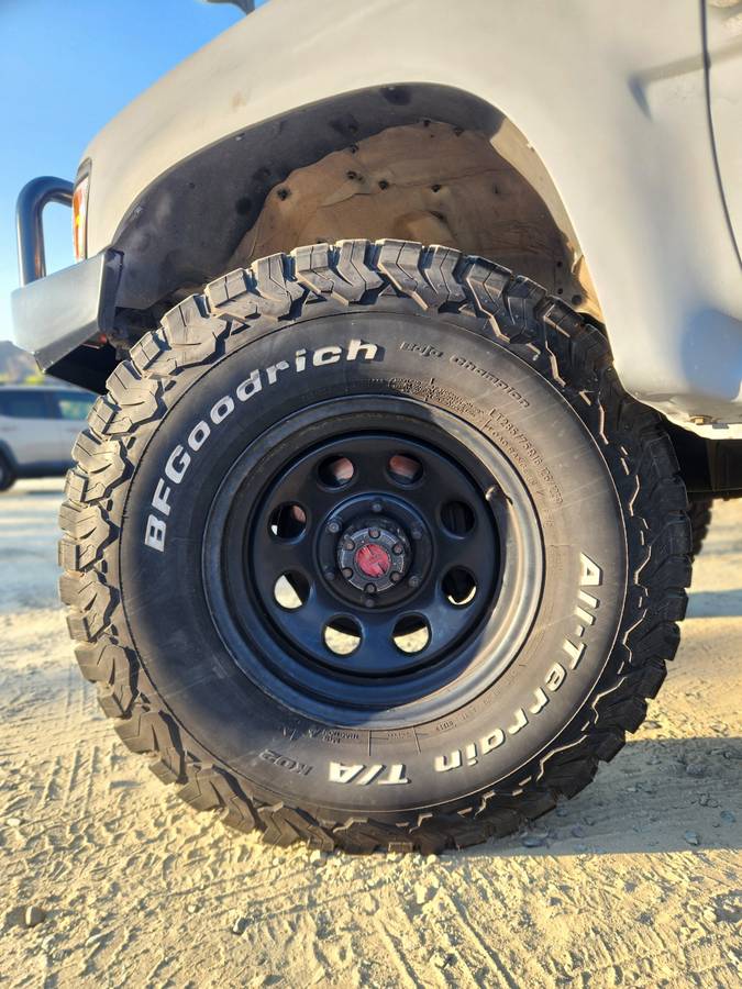 Toyota-pickup-dlx-1994-grey-18