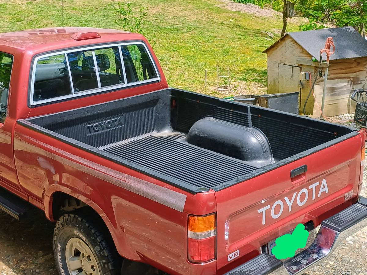 Toyota-pickup-dx-extra-cab-1994-red-5