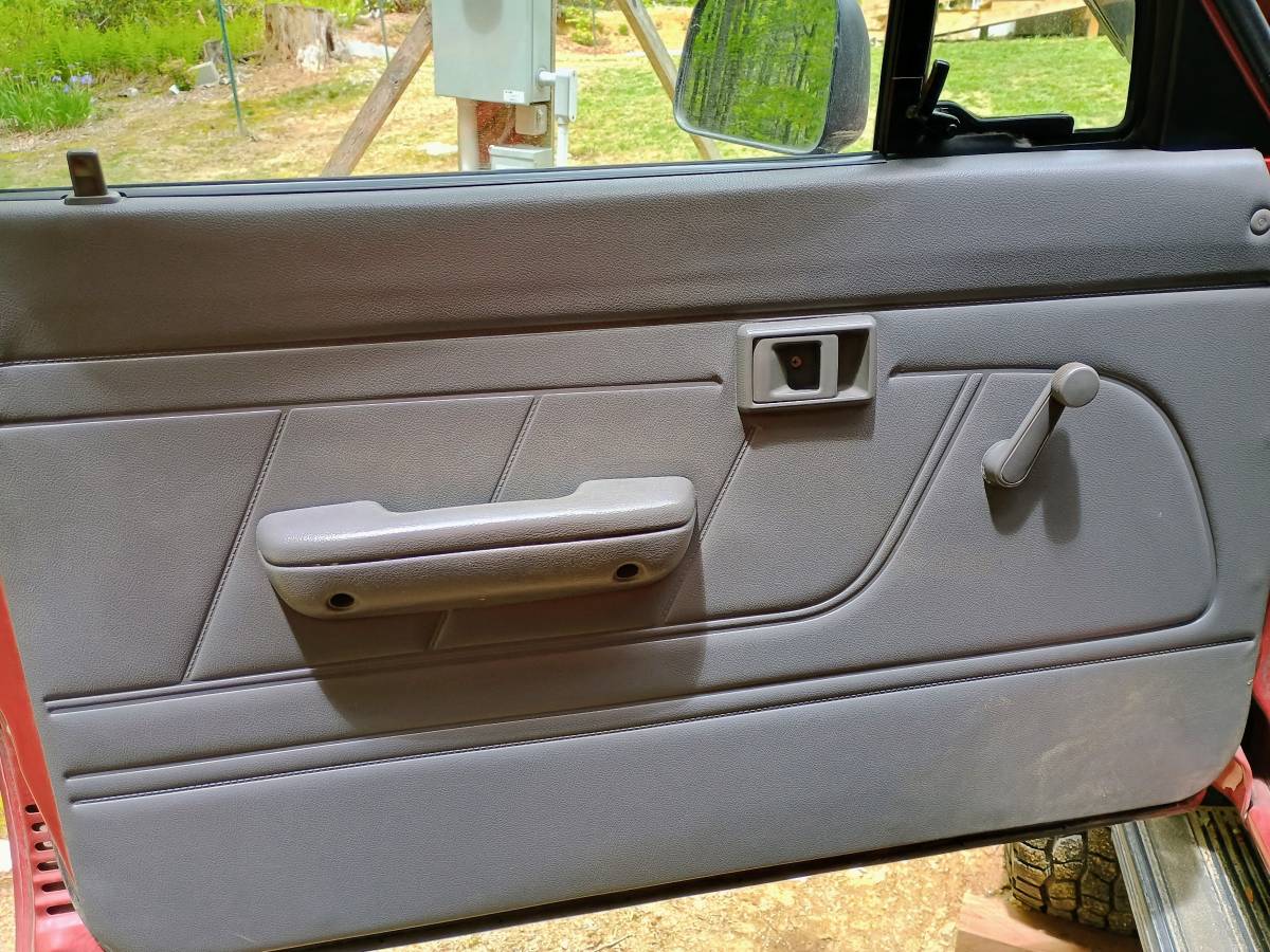 Toyota-pickup-dx-extra-cab-1994-red-9