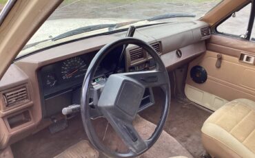 Toyota-pickup-truck-1986-yellow-10