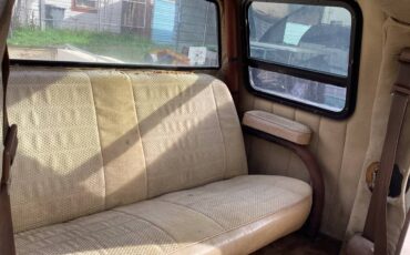 Toyota-pickup-truck-1986-yellow-17