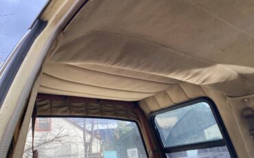 Toyota-pickup-truck-1986-yellow-18