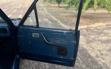 Toyota-pivkup-1981-blue-5