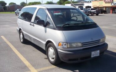 Toyota-previa-1995-5