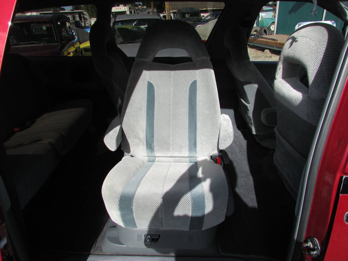 Toyota-previa-le-awd-1992-18