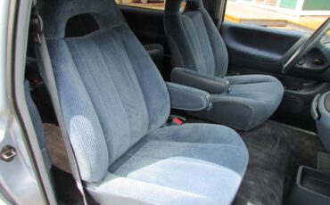 Toyota-previa-le-awd-1993-blue-19