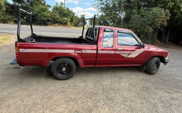 Toyota-puckup-1989-red-4