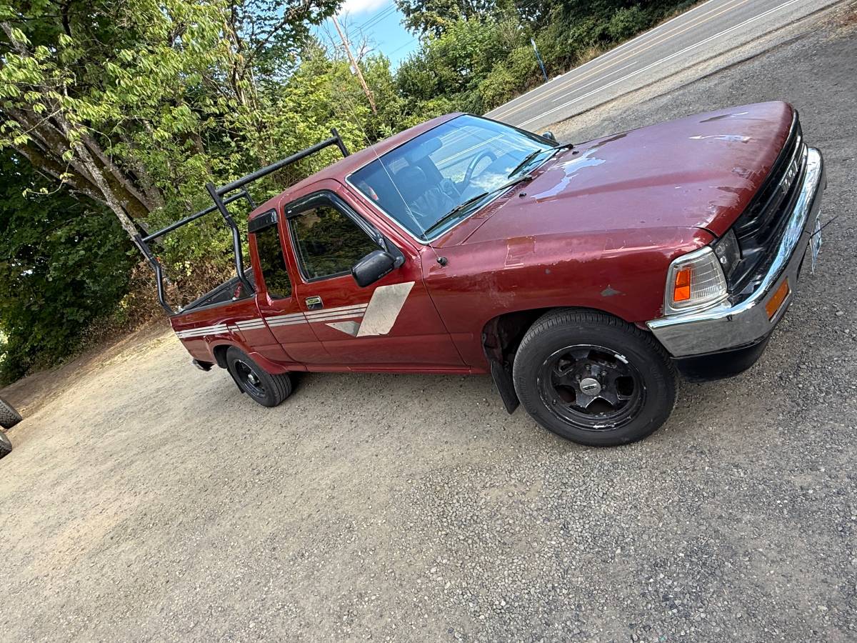 Toyota-puckup-1989-red-6