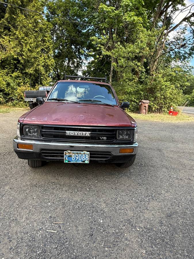 Toyota-puckup-1989-red-7