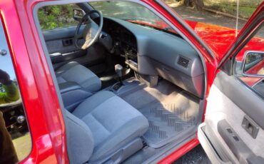 Toyota-sr-5-x-tra-cab-1990-red-11