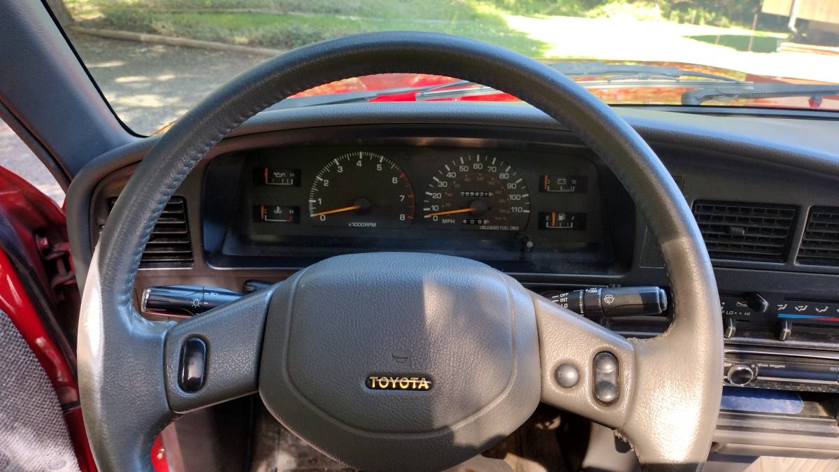 Toyota-sr-5-x-tra-cab-1990-red-14