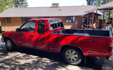 Toyota-sr-5-x-tra-cab-1990-red-2