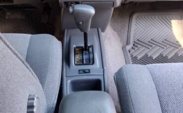 Toyota-sr-5-x-tra-cab-1990-red-6