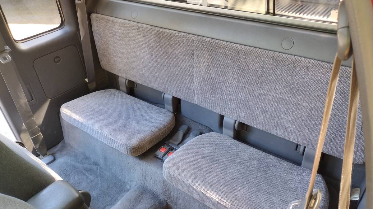 Toyota-sr-5-x-tra-cab-1990-red-8