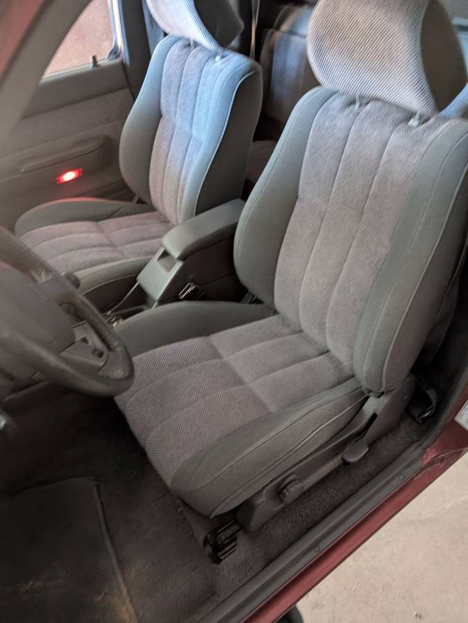 Toyota-sr5-pickup-1989-red-3