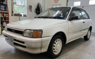 Toyota-starlet-1991-white-1