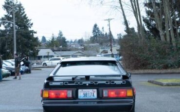 Toyota-supra-1984-black-3