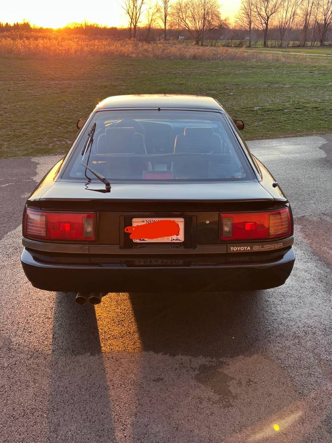 Toyota-supra-1986-black-3