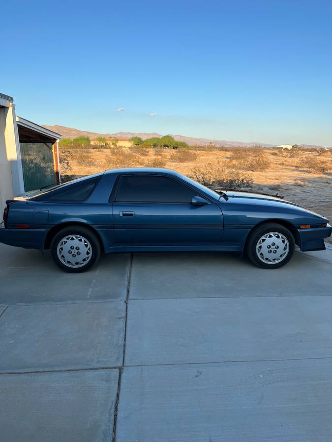 Toyota-supra-1987-1