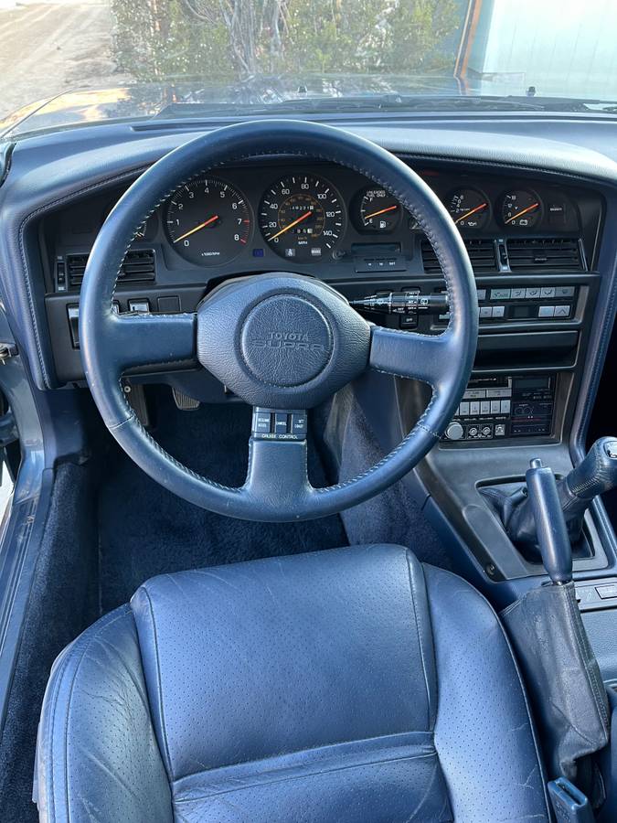 Toyota-supra-1987-17