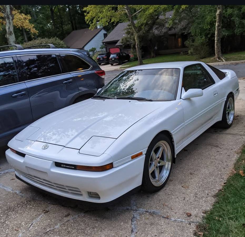 Toyota-supra-1991-white-2
