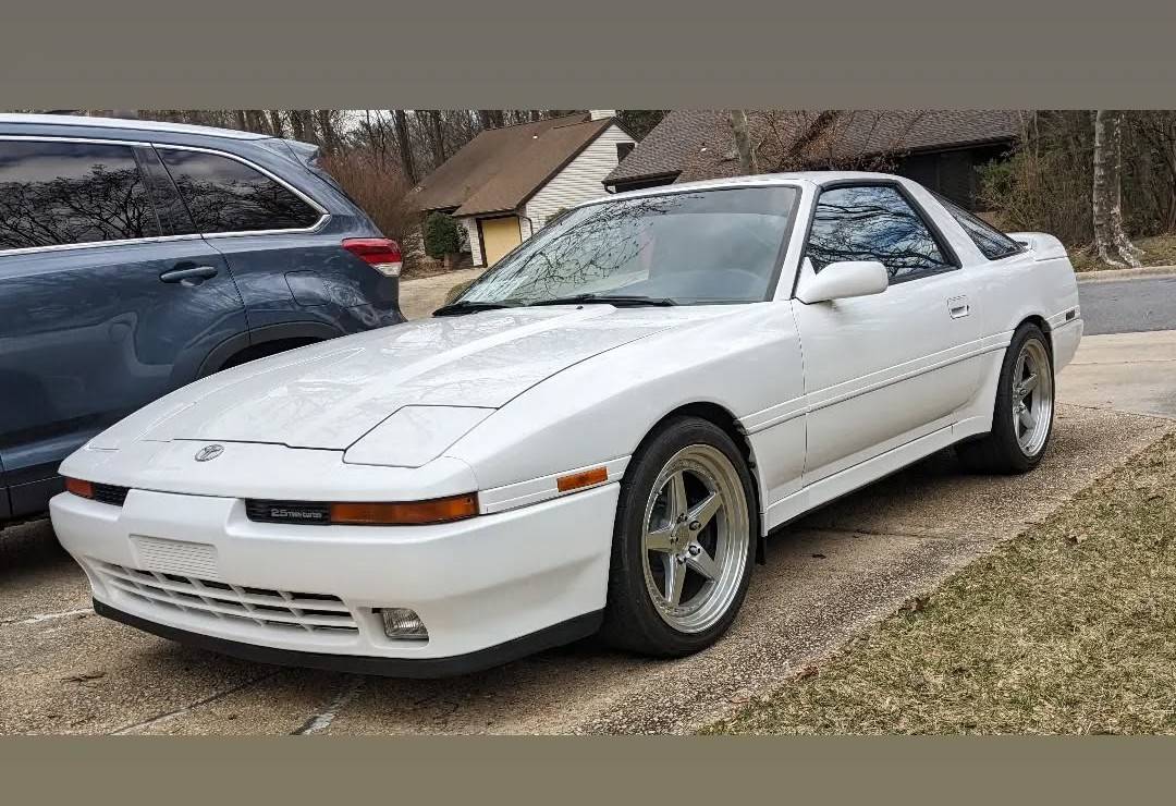 Toyota-supra-1991-white